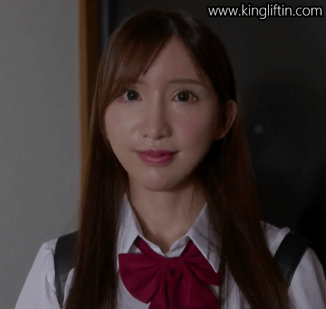 楪可怜(Yuzuriha Karen,楪カレン,楪花莲)